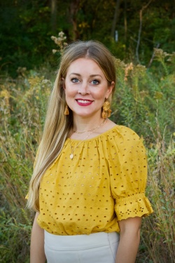 Dr. Rachael Revell - Pediatric Dentist in West Des Moines, IA